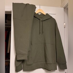 American Eagle Outfitters Olive Green Pullover Hoodie & Jogger Set
